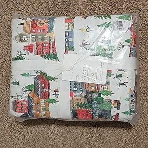 Pottery Barn Organic Christmas in the City King Sheet Set
